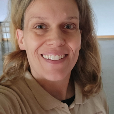Frau Antje Jähnig